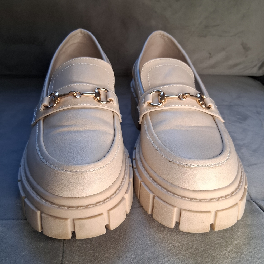 Steve Madden Approach Chunky Platform Loafers - Cream Gold Horsebit Size 7.5 - Picture 2 of 15